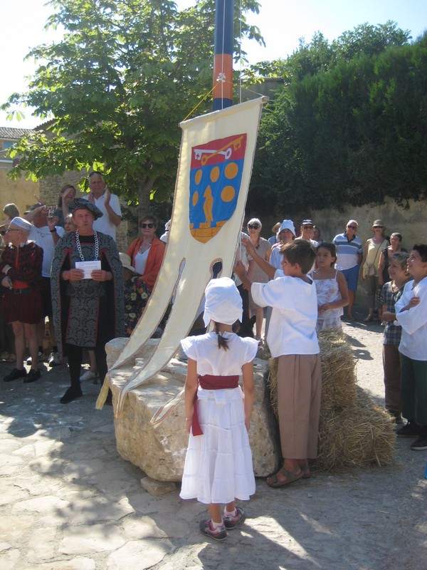 Célébration des 450 ans de Faucon, 84110 Vaucluse