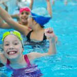 J’apprends à nager 2020 : 10 cours gratuits