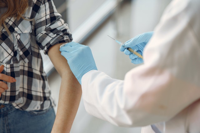 Santé des fauconnais : se faire vacciner contre la Covid-19 à Vaison-la-Romaine